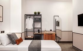 מלון פורט המחודש תל אביב